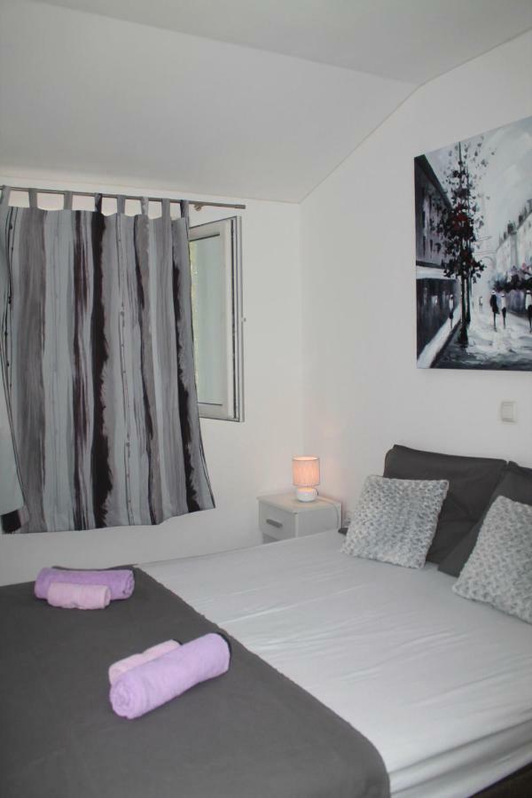 Malo Misto Apartamento Dugi Rat Exterior foto